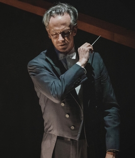 Mahler/Schubert: Fabio Luisi dirige il concerto dell'Orchestra del Maggio Musicale Fiorentino
